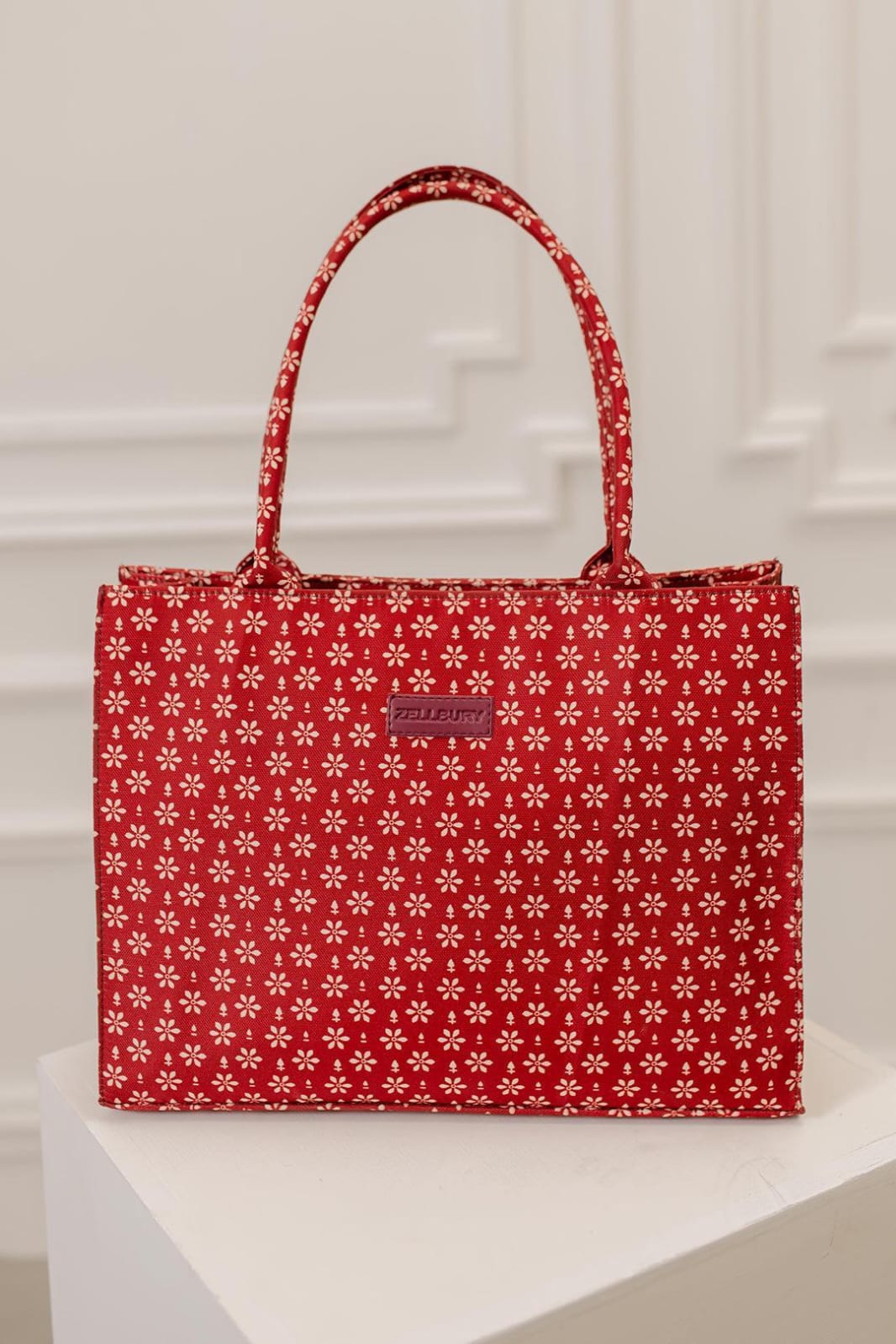 Stylish Women's Red Canvas Tote Bag - 1 Pc